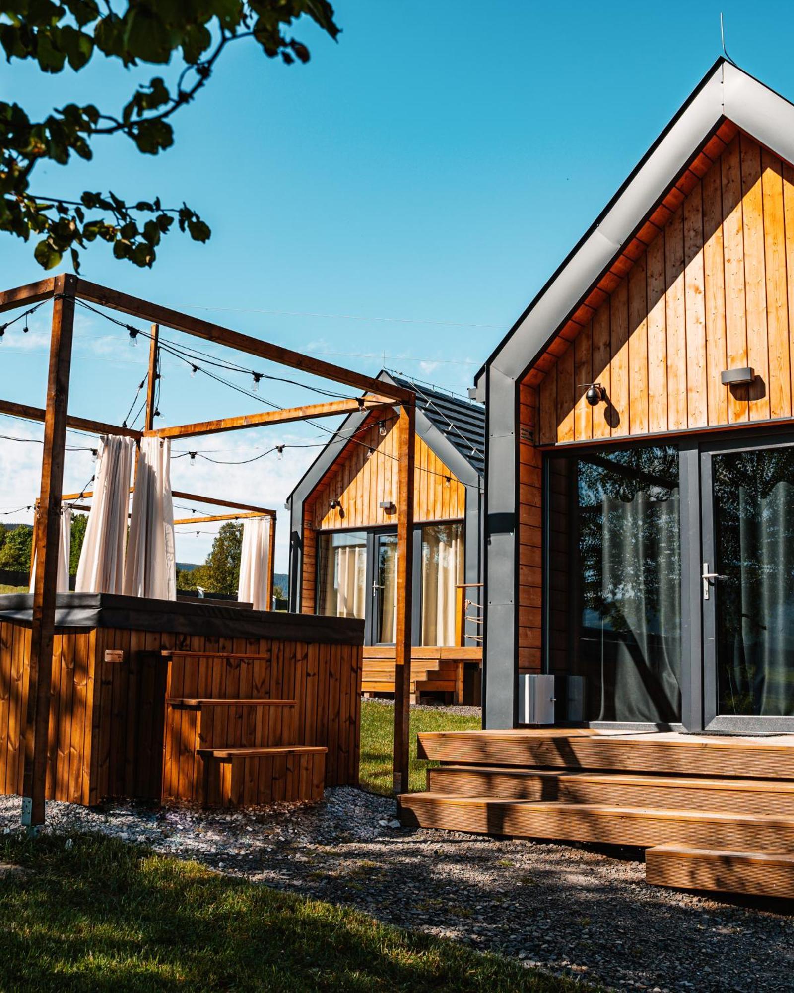 Sarnia Laka Domek 1 Z Prywatnym Jacuzzi Stronie Śląskie エクステリア 写真
